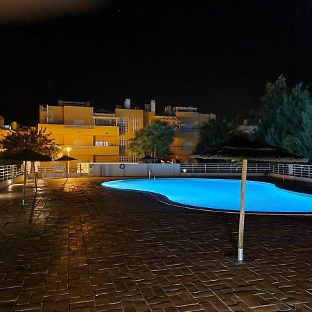 Marinho - 2 Bedroom 2 Bathroom Ground Floor Apartment With Communal Pool And Gardens Conceição 외부 사진
